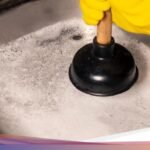 5 Solusi Ampuh Mengatasi Saluran Air Tersumbat di Rumah yang Membuat Kepala Pening!