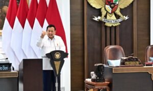 Presiden Prabowo Menyambut dengan Hangat Prestasi Kabinet dalam Menciptakan Kebijakan Inovatif bagi Rakyat
