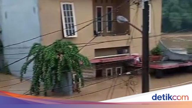 Asuransi Rumah: Perlindungan Saat Banjir Mengancam