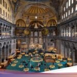 Keagungan Arsitektur Masjid Hagia Sophia: Metamorfosis dari Gereja Ortodoks