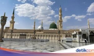 Misteri Kesejukan Lantai Masjidil Haram di Tengah Teriknya Cuaca